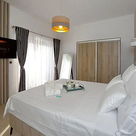 Hotel In Starigrad With Heated Pool 4*