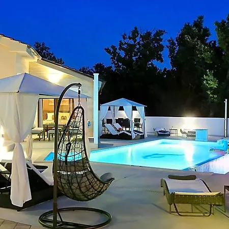 In Starigrad With Heated Pool Stari Grad (Hvar)